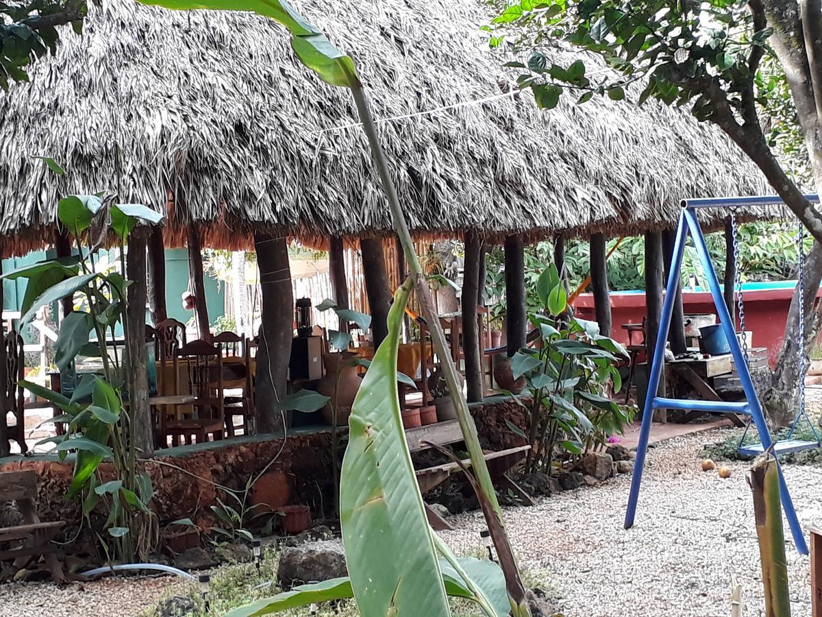 Bed and Breakfast El Chac Mool Santa Elena Екстер'єр фото