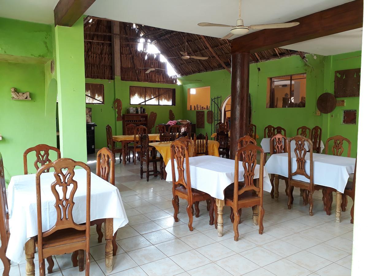Bed and Breakfast El Chac Mool Santa Elena Екстер'єр фото