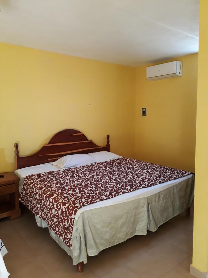 Bed and Breakfast El Chac Mool Santa Elena Екстер'єр фото