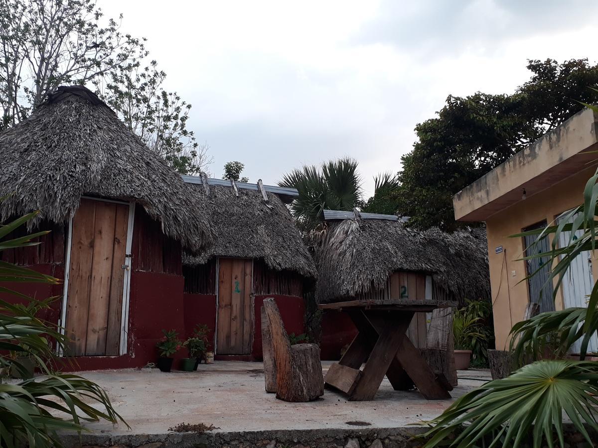 Bed and Breakfast El Chac Mool Santa Elena Екстер'єр фото